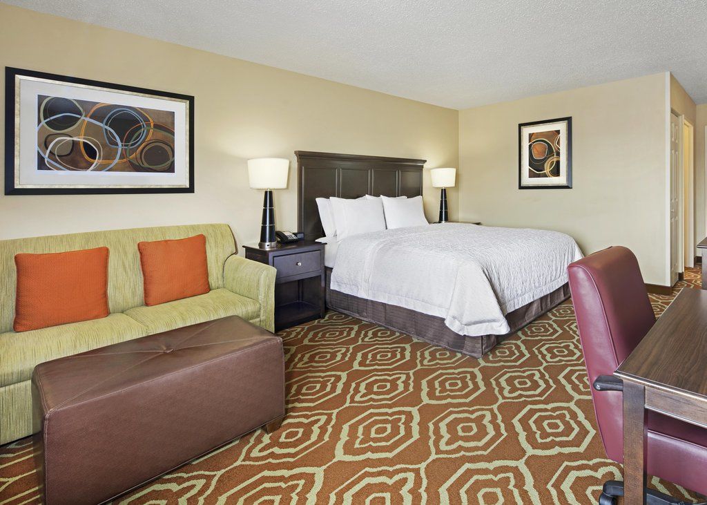 Hampton Inn Alexandria/Old Town Экстерьер фото